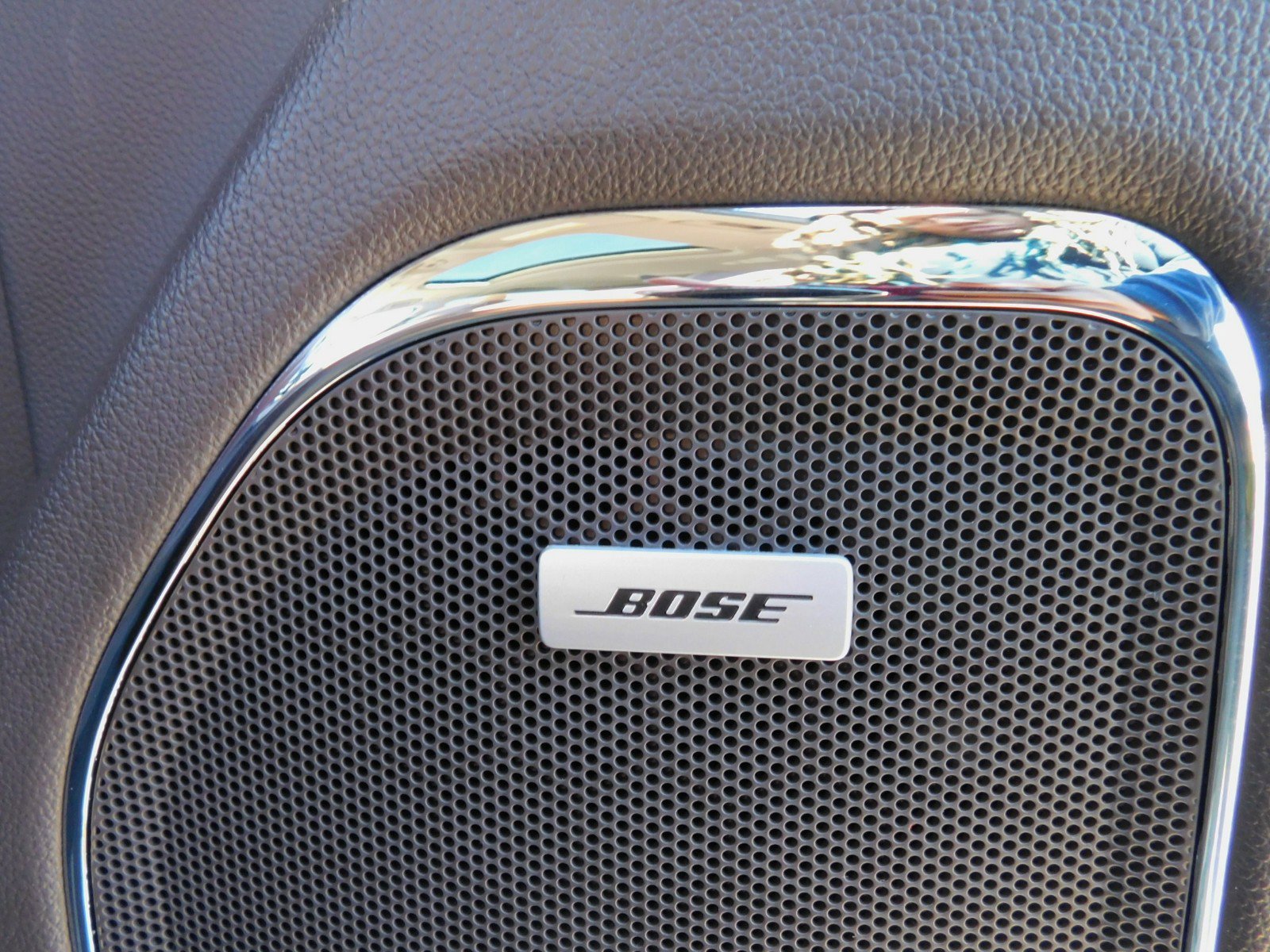 Used 2018 Chevrolet Silverado 1500 High Country image 47