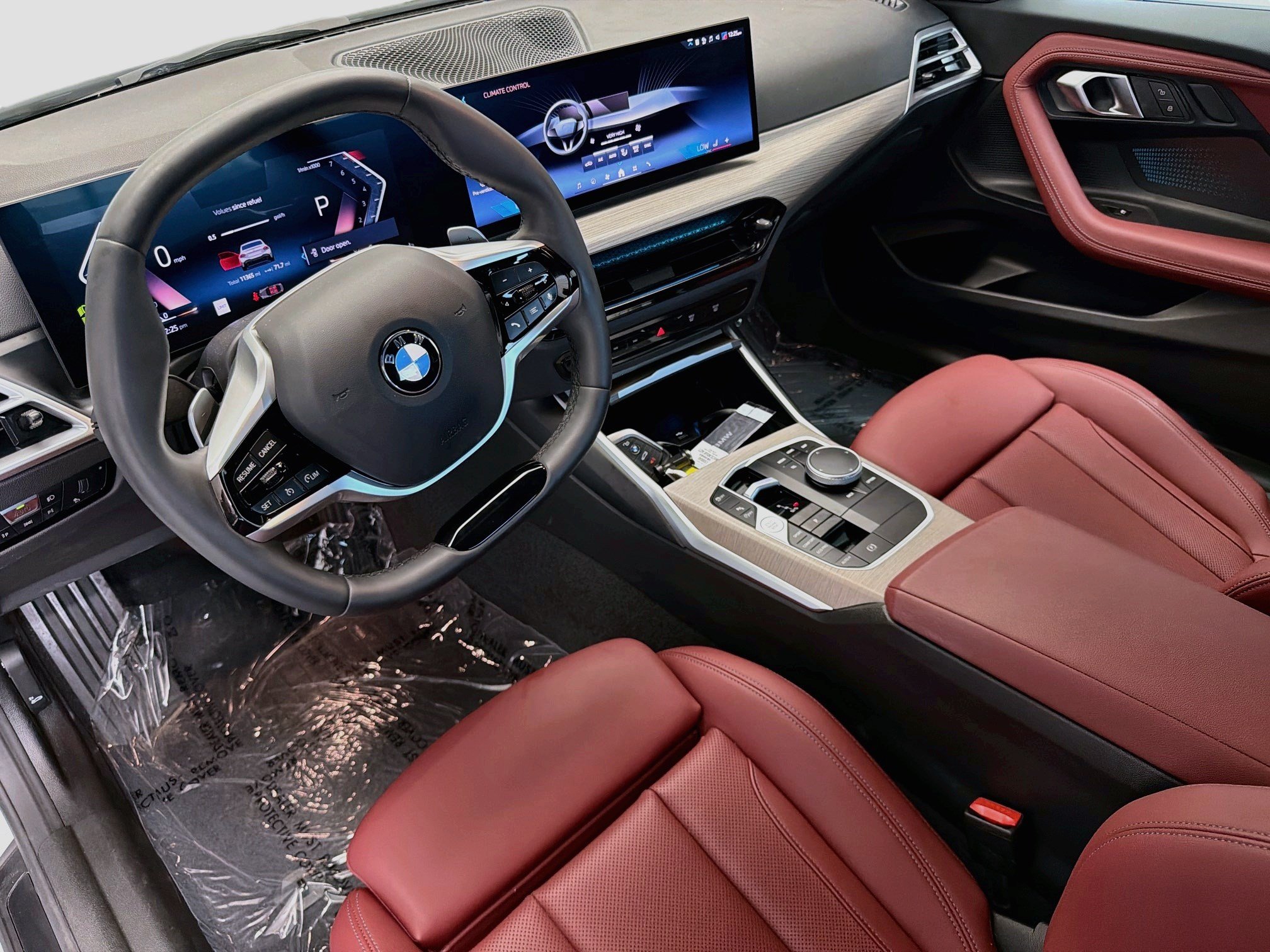 Used 2025 BMW 230i Coupe w/ Convenience Package RWD image 7