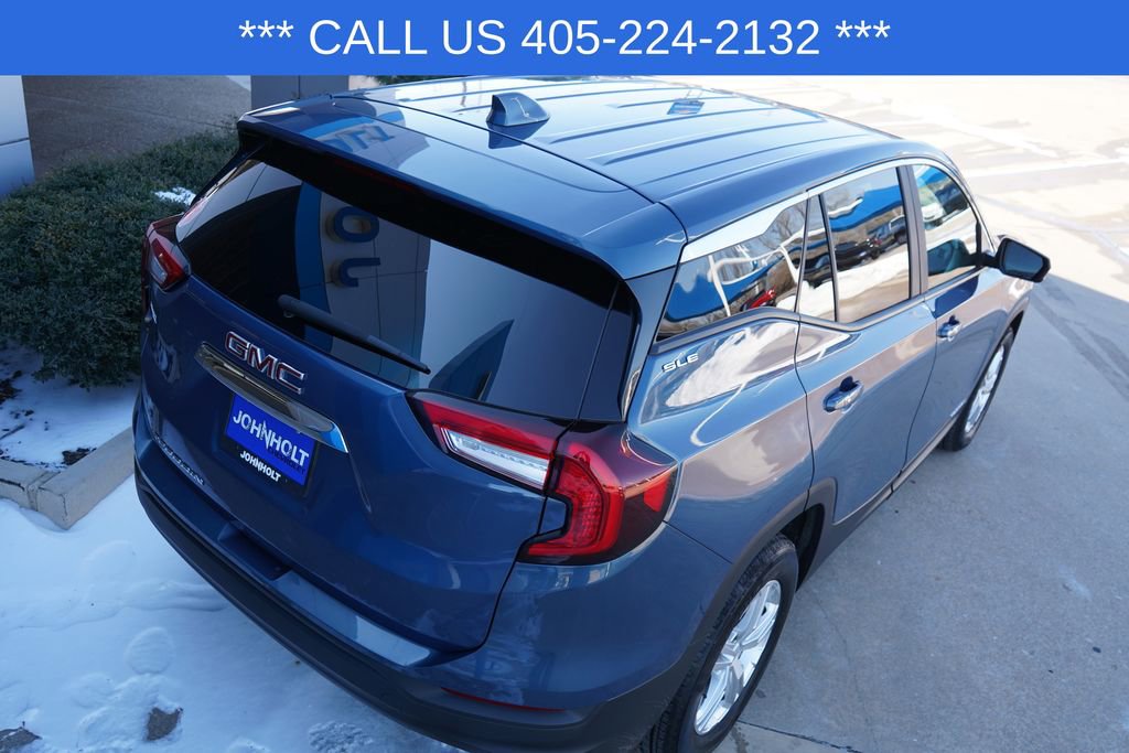 Used 2024 GMC Terrain SLE image 14