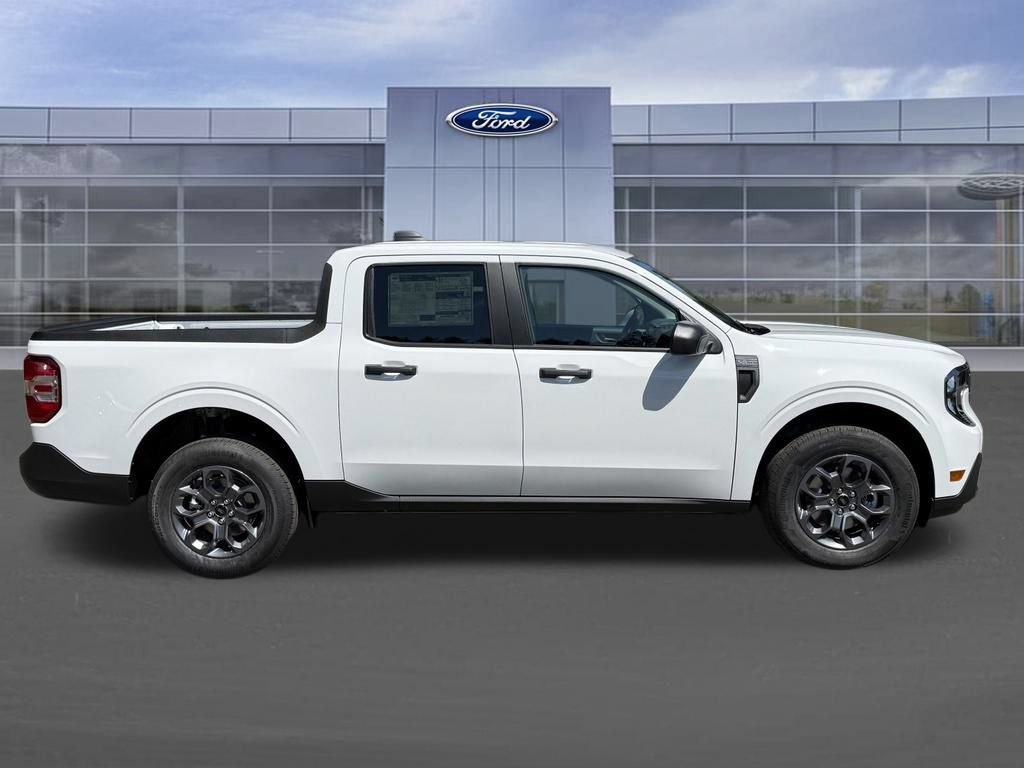 New 2026 Ford Maverick XLT w/ Equipment Group 301A AWD/4WD image 3