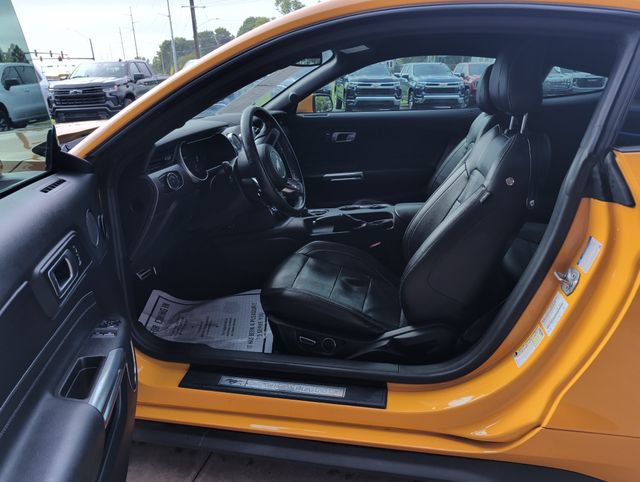 Used 2018 Ford Mustang Premium w/ Ecoboost Performance Package RWD image 11