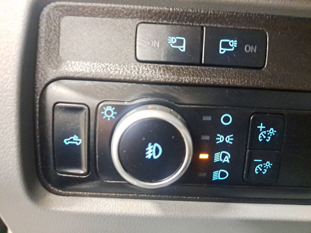 Used 2024 Ford F350 XLT w/ FX4 Off-Road Package image 28