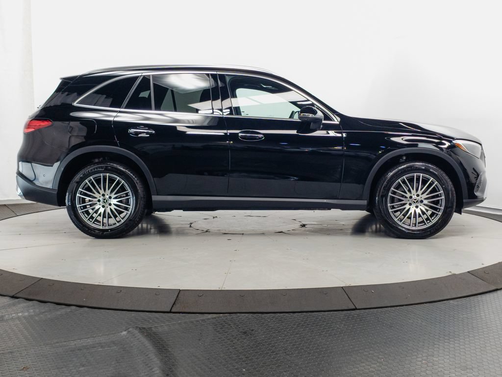 Certified 2026 Mercedes-Benz GLC 300 4MATIC image 34