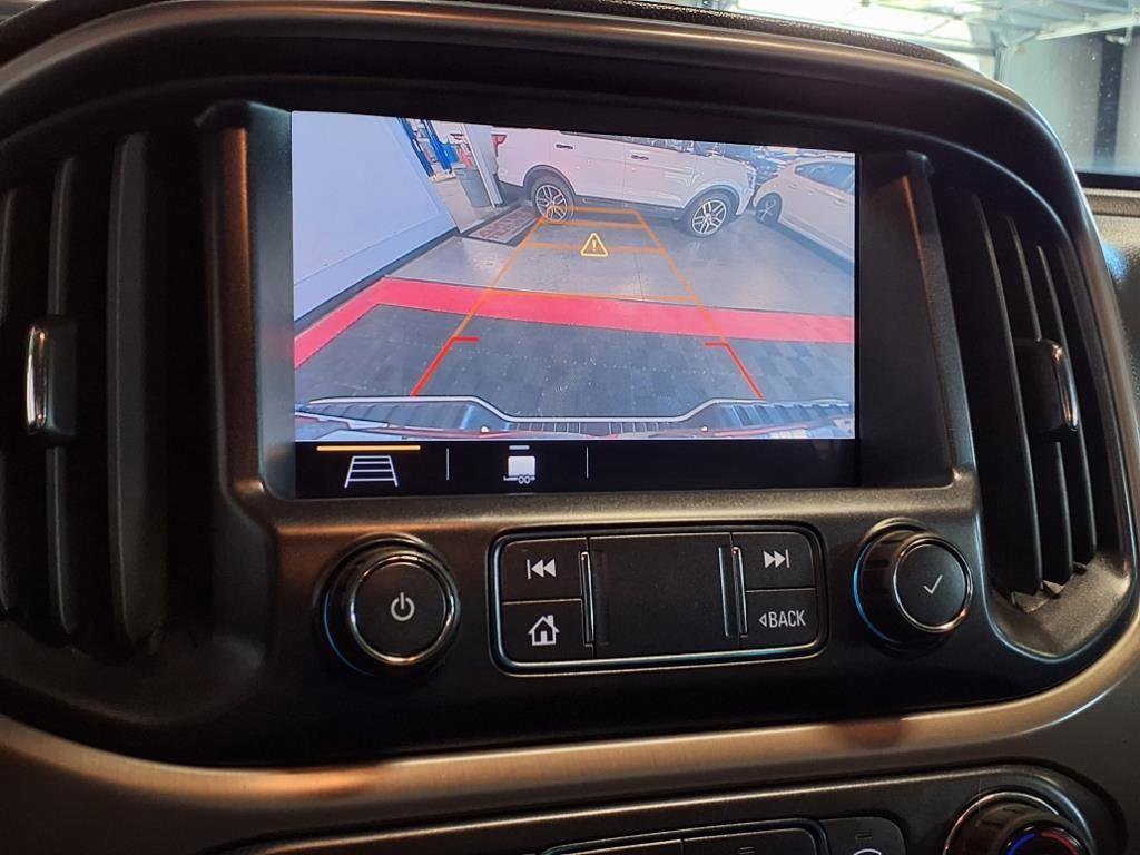 Used 2022 GMC Canyon AT4 image 22