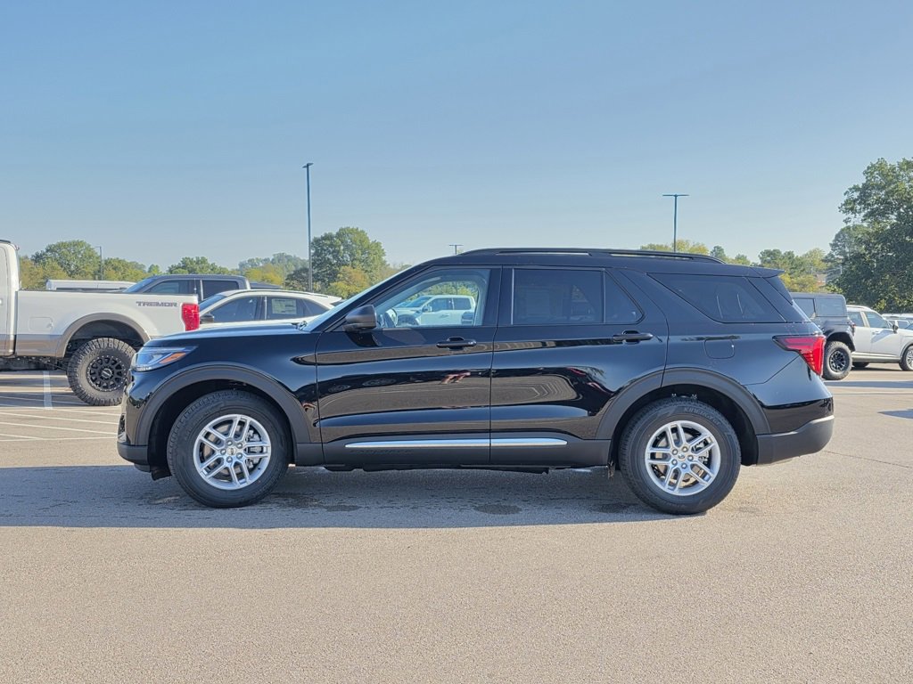 New 2025 Ford Explorer Active w/ Active Comfort Package image 5
