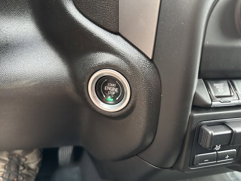 Used 2024 Chevrolet Silverado 2500 Custom w/ Custom Value Package image 27