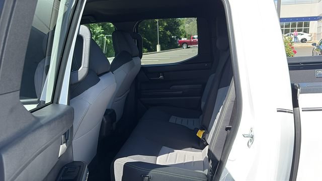 Used 2024 Toyota Tacoma TRD Off-Road AWD/4WD image 24