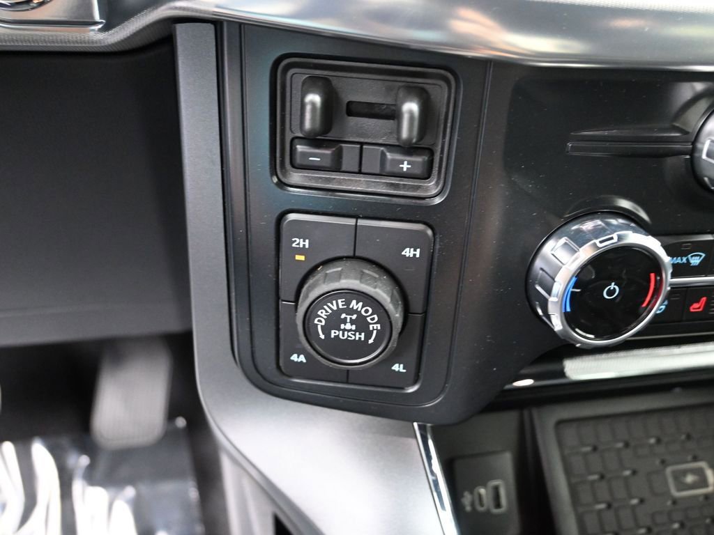 New 2025 Ford F150 Lariat w/ Equipment Group 502A High image 20