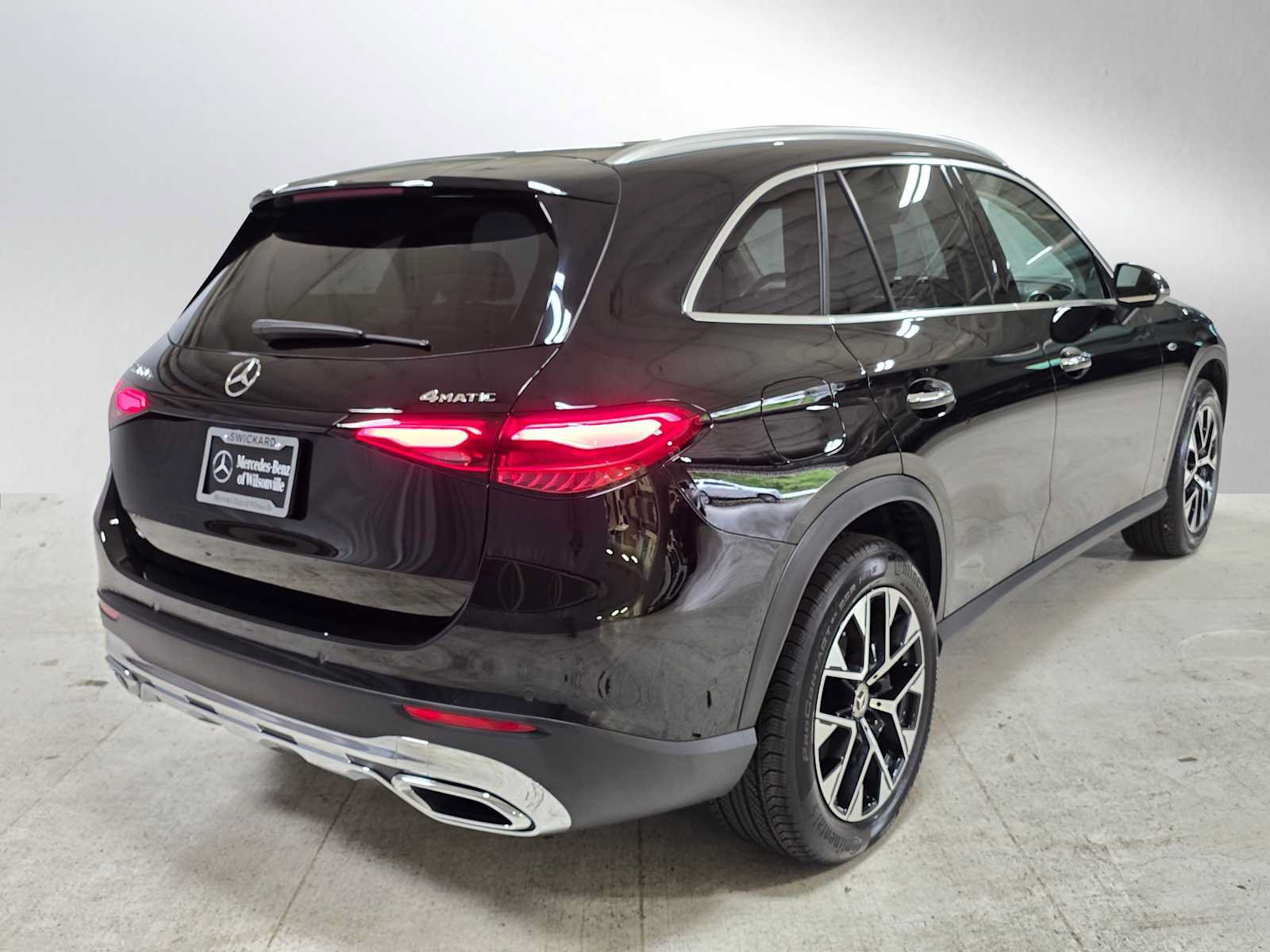 Certified 2025 Mercedes-Benz GLC 350e 4MATIC image 3