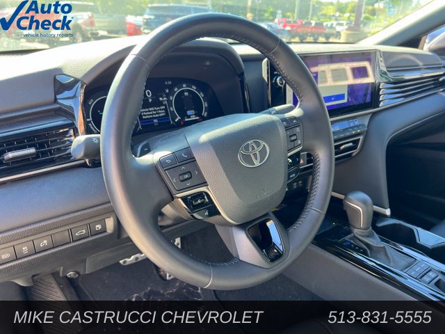 Used 2025 Toyota Camry XSE AWD/4WD image 7