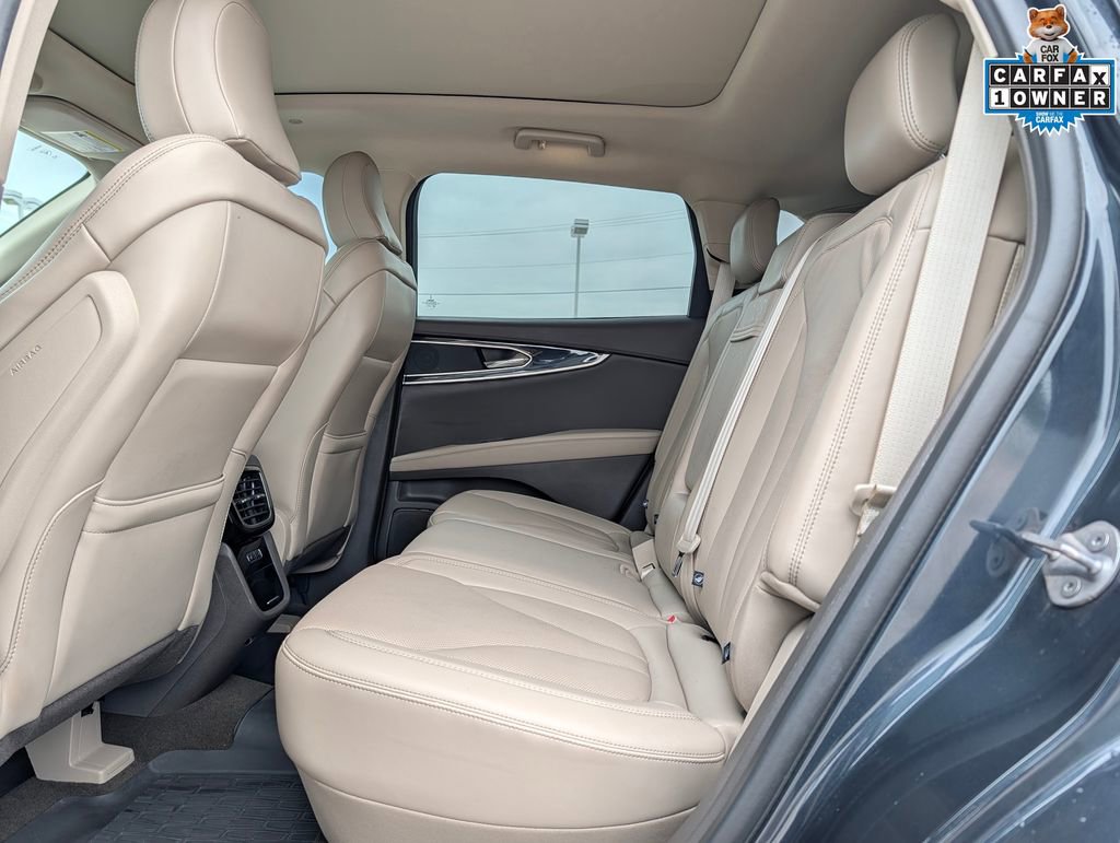 Used 2023 Lincoln Nautilus Reserve FWD image 13