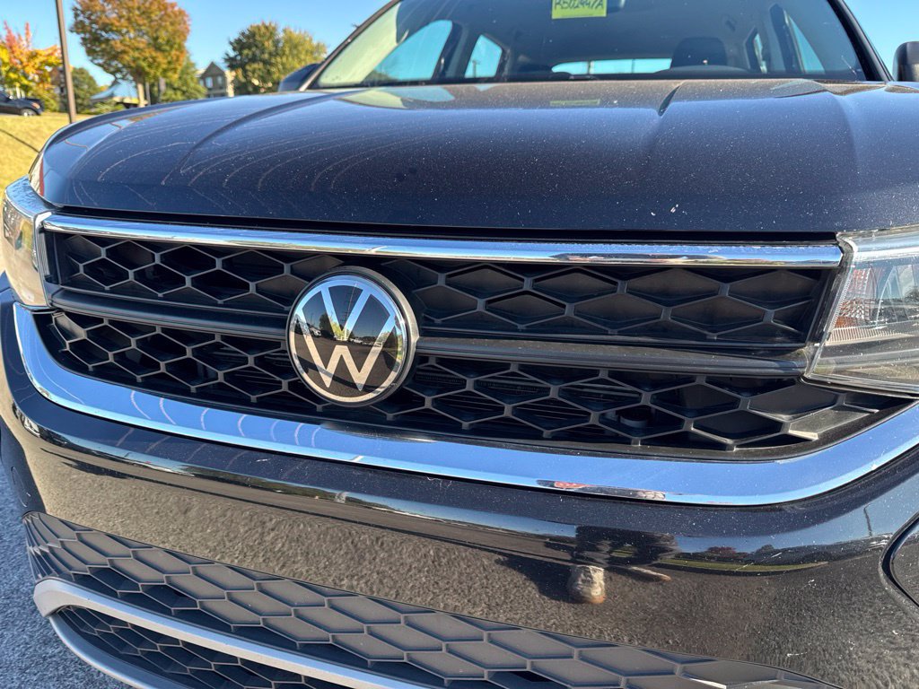 Used 2024 Volkswagen Taos S FWD image 10