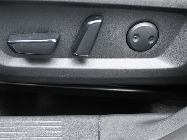 Certified 2024 Nissan Rogue SV image 33