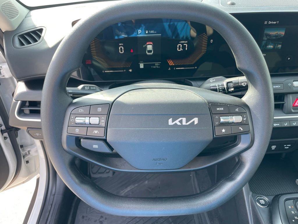 Certified 2025 Kia K4 LXS image 13