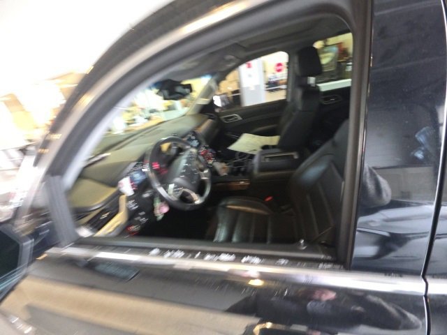 Used 2016 GMC Yukon XL Denali w/ Open Road Package image 2