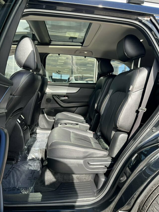 Used 2024 MAZDA CX-90 Plug-In Hybrid w/ Premium Pkg AWD/4WD image 20