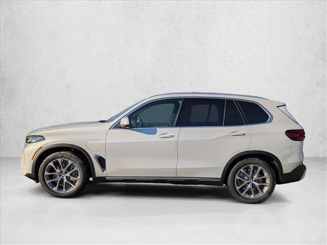New 2026 BMW X5 xDrive50e image 5