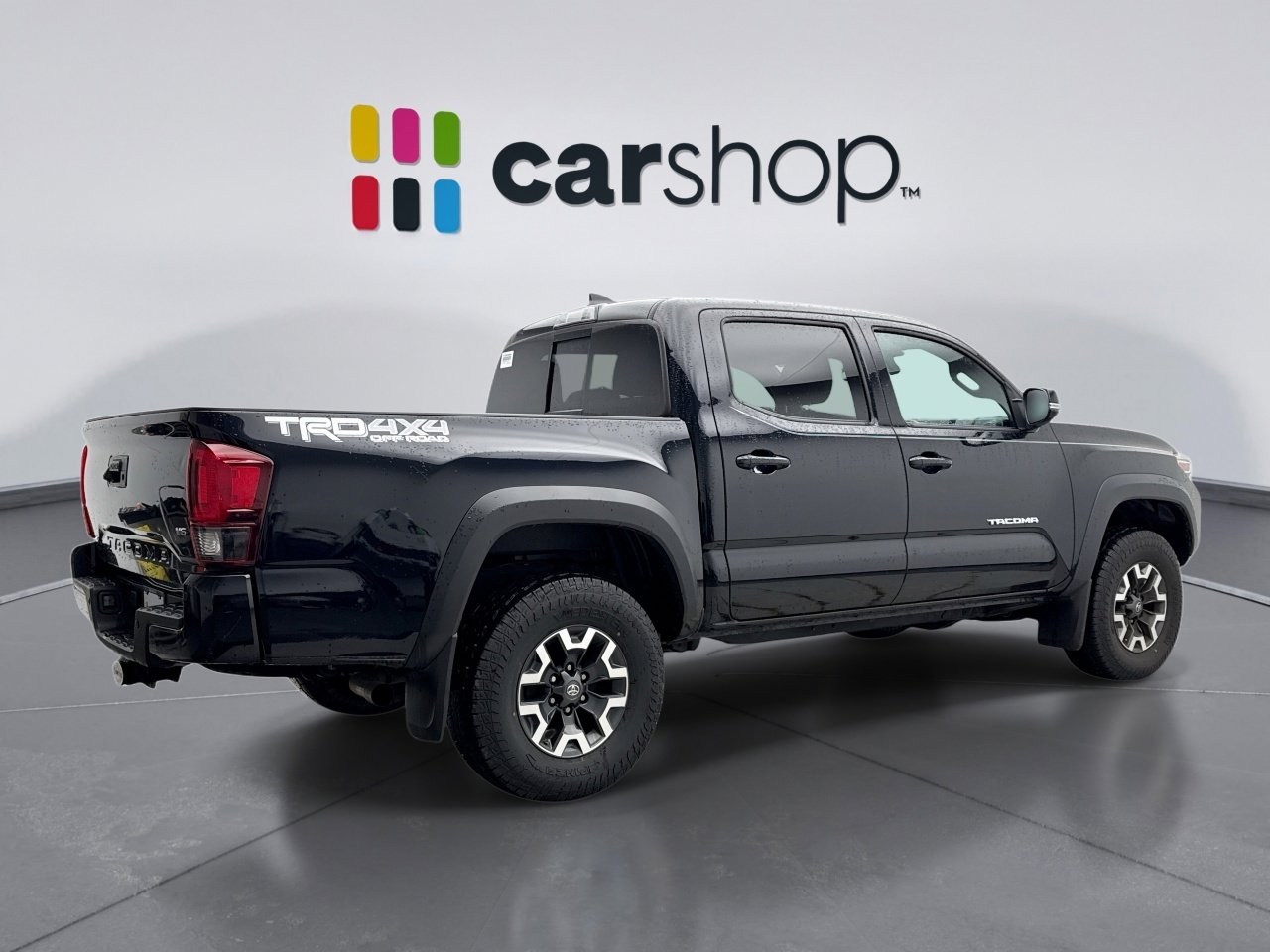 Used 2018 Toyota Tacoma TRD Off-Road image 5