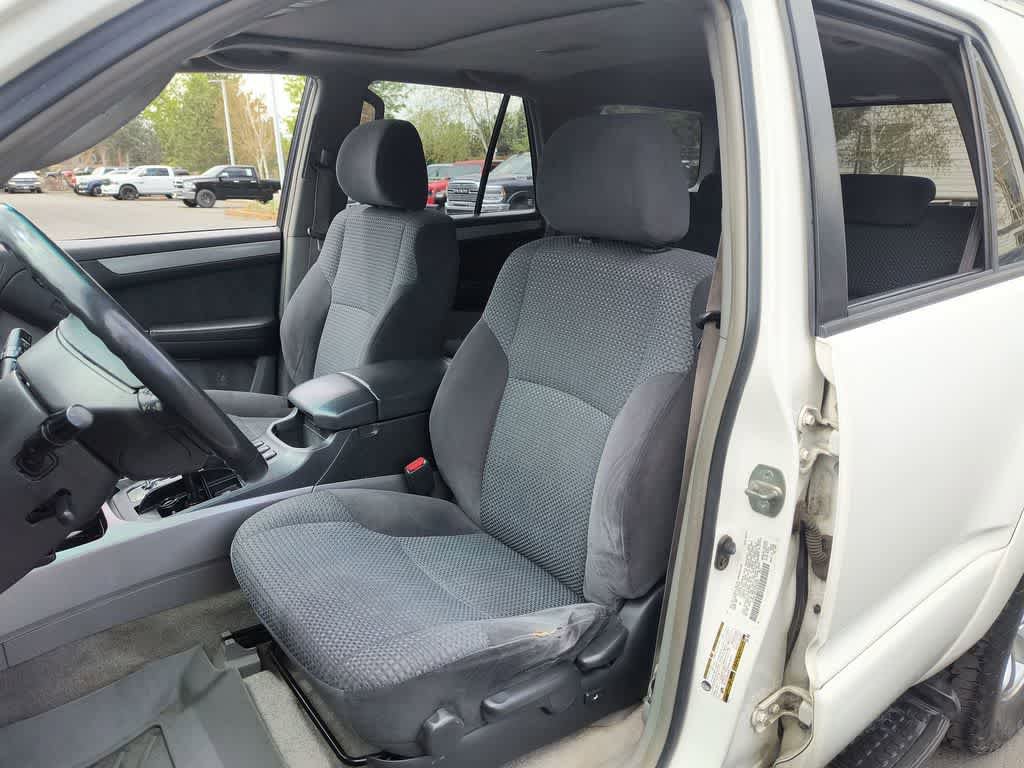 Used 2004 Toyota 4Runner Sport AWD/4WD image 11