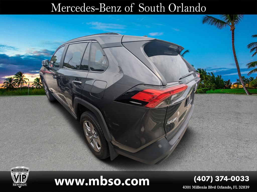 Used 2025 Toyota RAV4 XLE FWD image 15