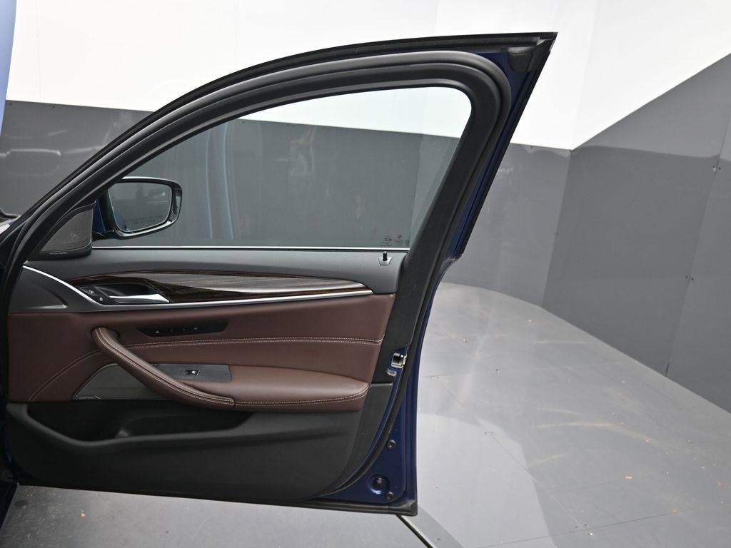 Certified 2022 BMW 540i 540i w/ Premium Package image 24