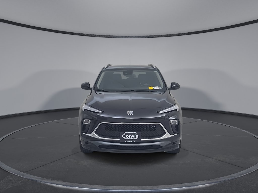 Used 2025 Buick Encore GX Sport Touring w/ Comfort Package FWD image 6