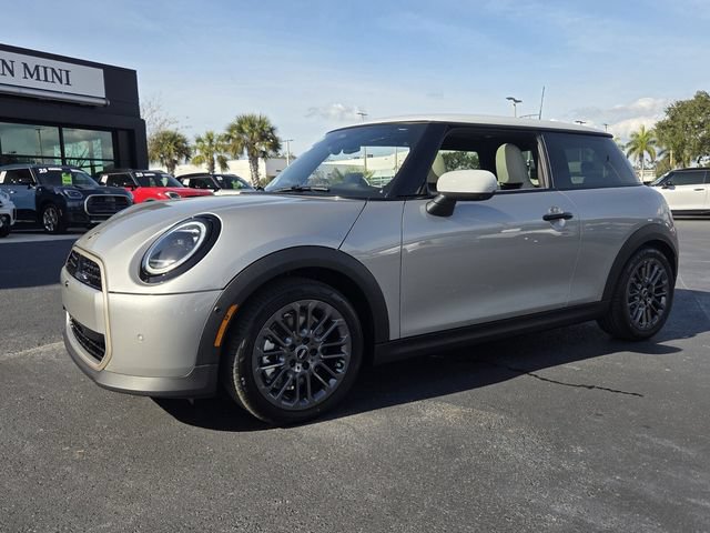 New 2026 MINI Cooper 2-Door Hardtop FWD image 3