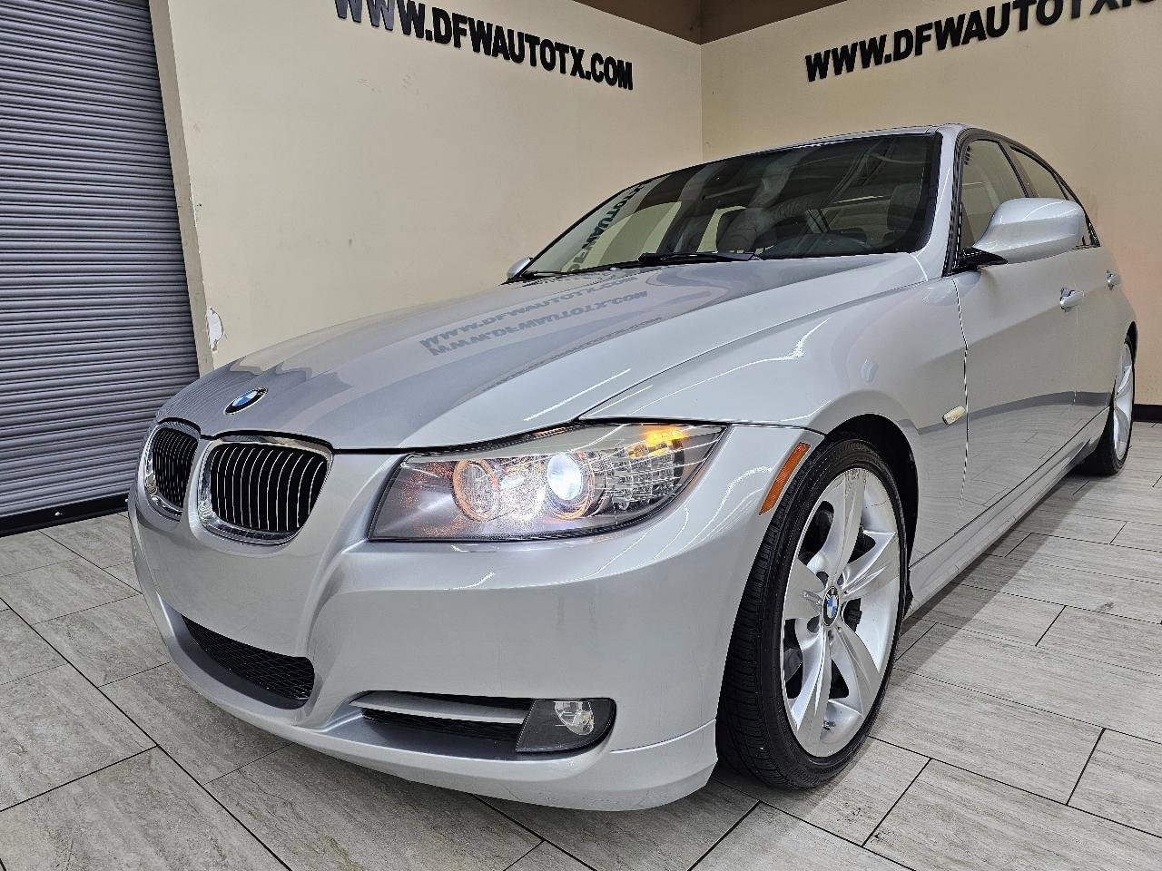 Used 2011 BMW 335i Sedan image 2
