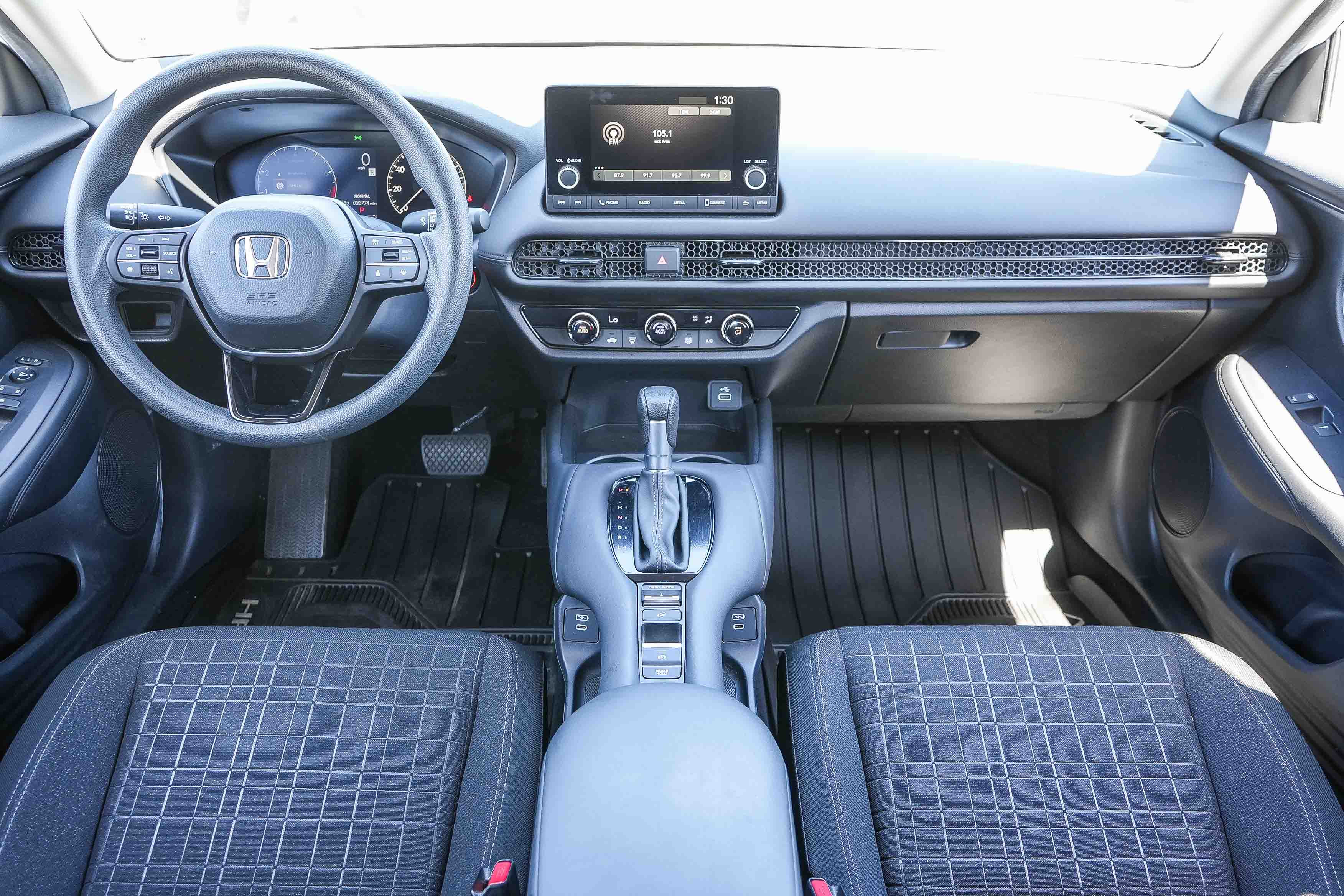 Used 2024 Honda HR-V LX image 14
