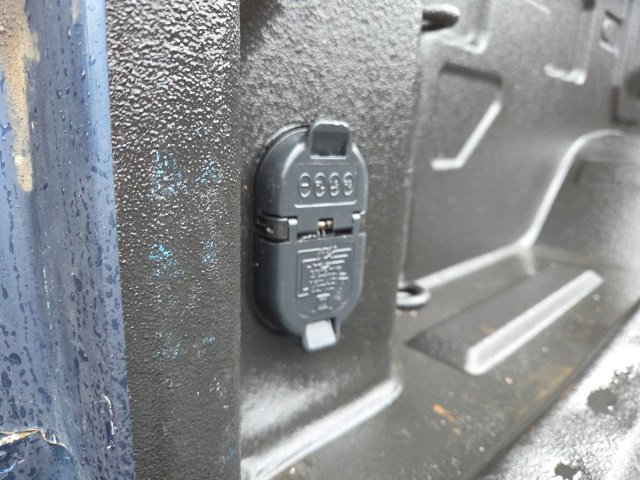 Used 2020 Chevrolet Silverado 2500 LT w/ Convenience Package image 21