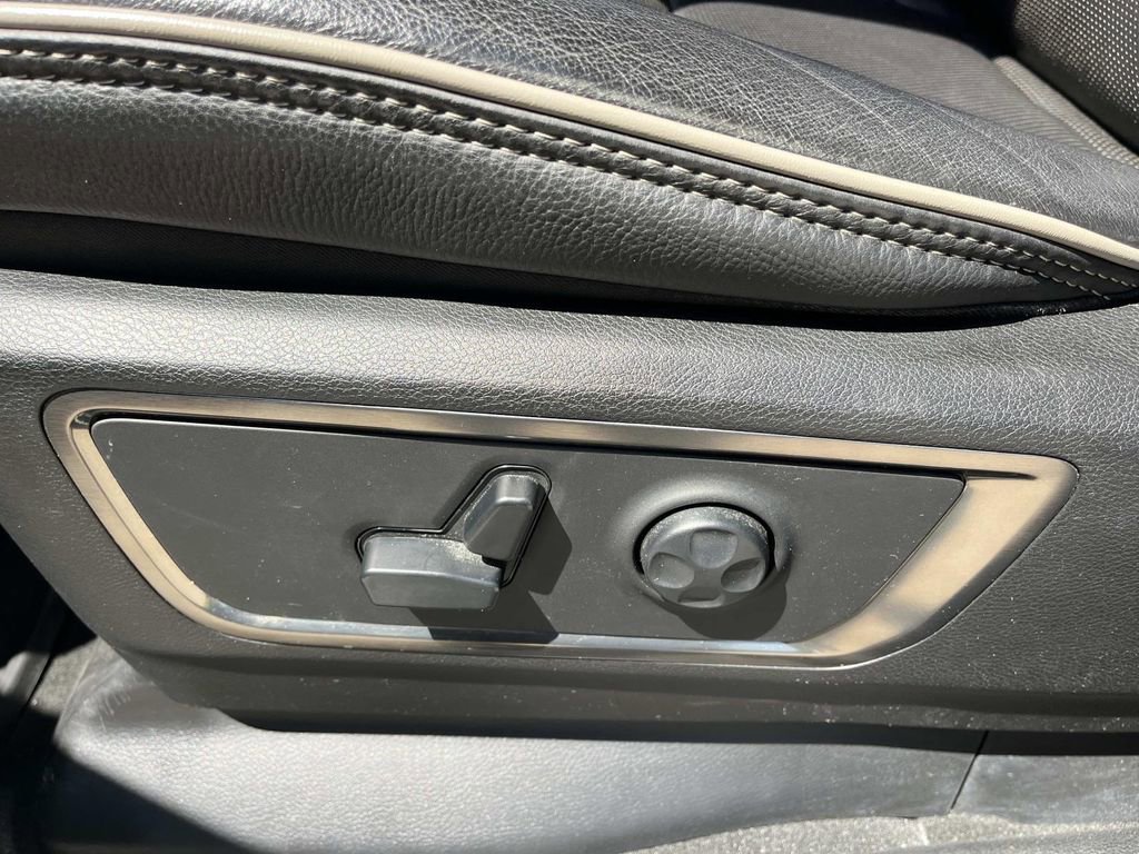 Used 2020 RAM 1500 Limited AWD/4WD image 31
