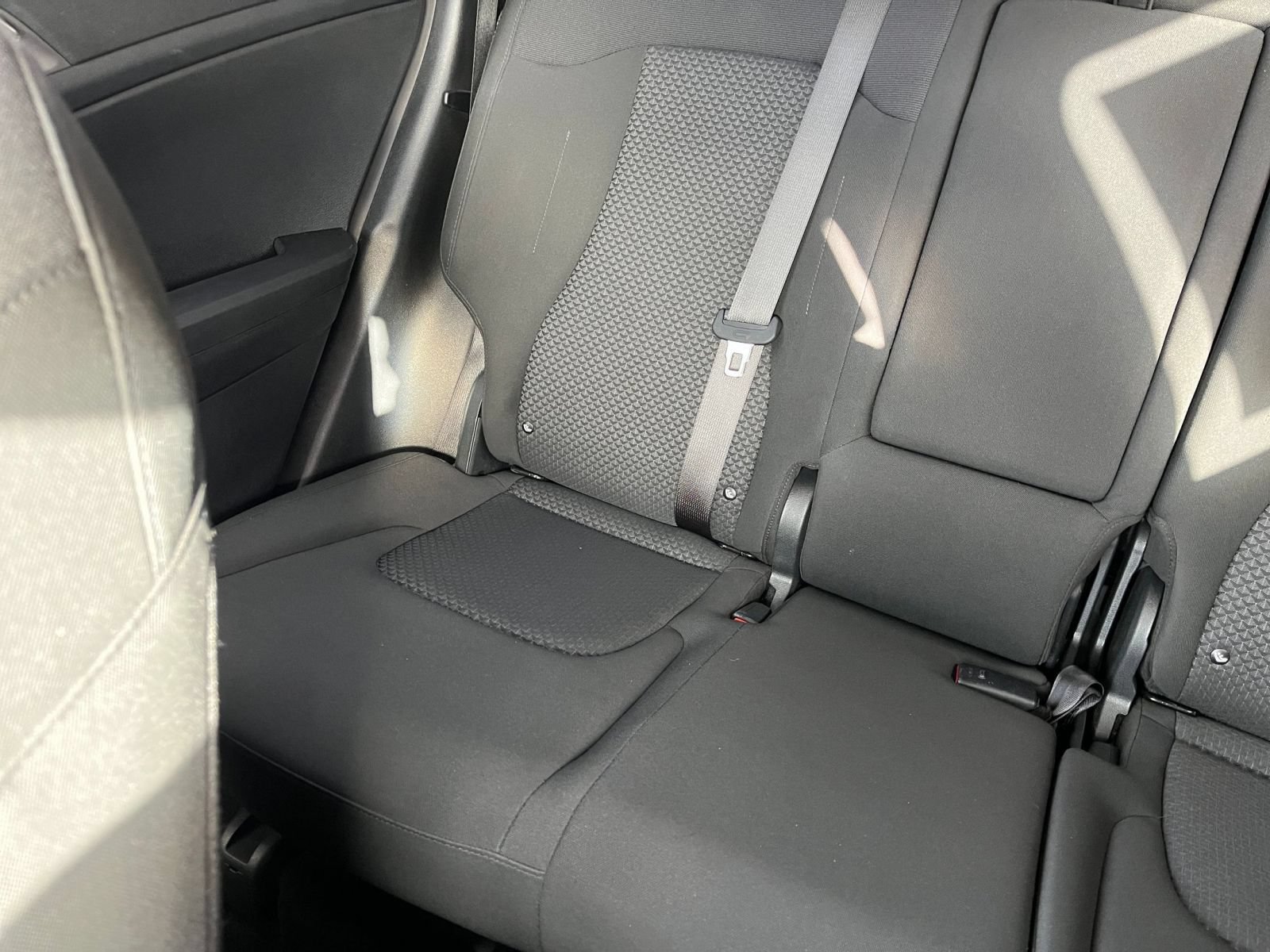 Used 2026 Kia Sportage LX FWD image 39