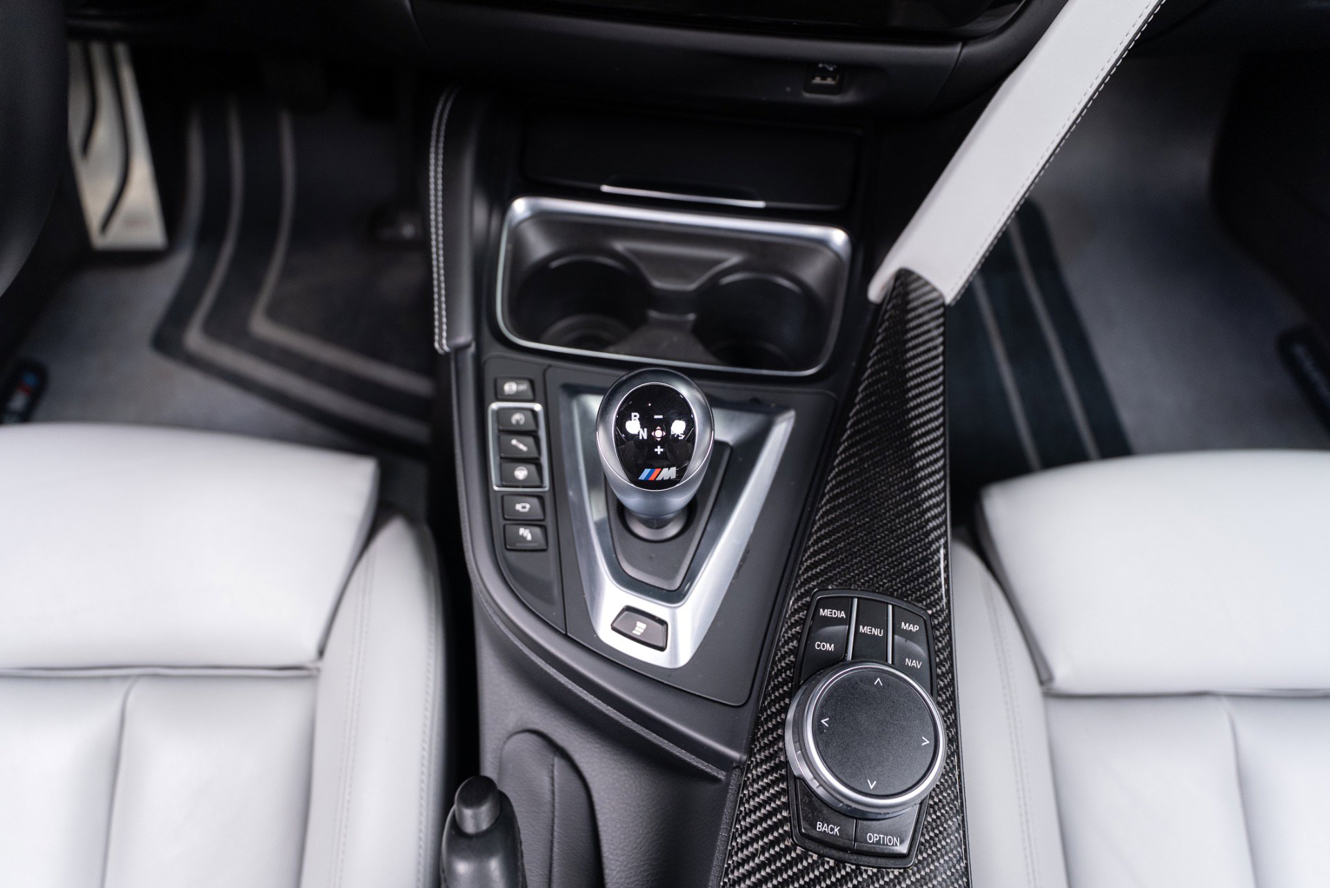 Used 2020 BMW M4 Convertible w/ Executive Package image 78