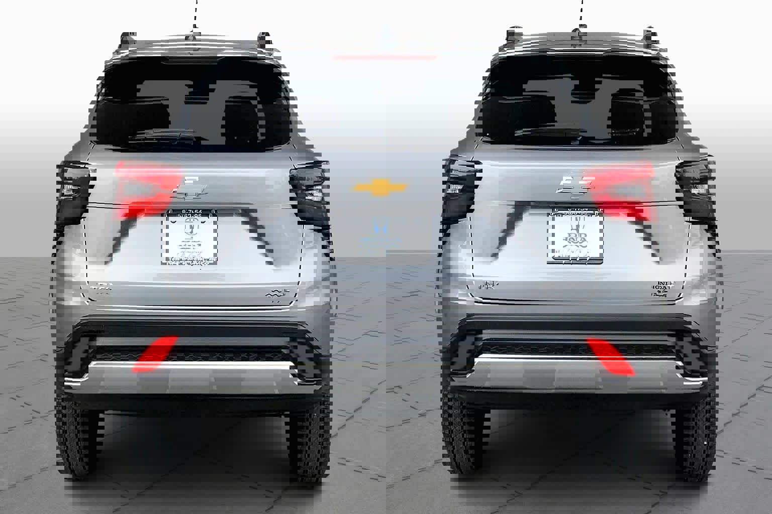 Used 2025 Chevrolet Trax LT w/ LT Convenience Package image 5