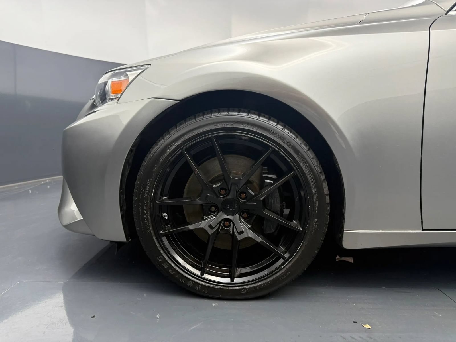 Used 2016 Lexus IS 200t RWD image 36
