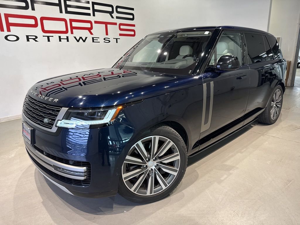 Used 2023 Land Rover Range Rover Long Wheelbase SE AWD/4WD image 2