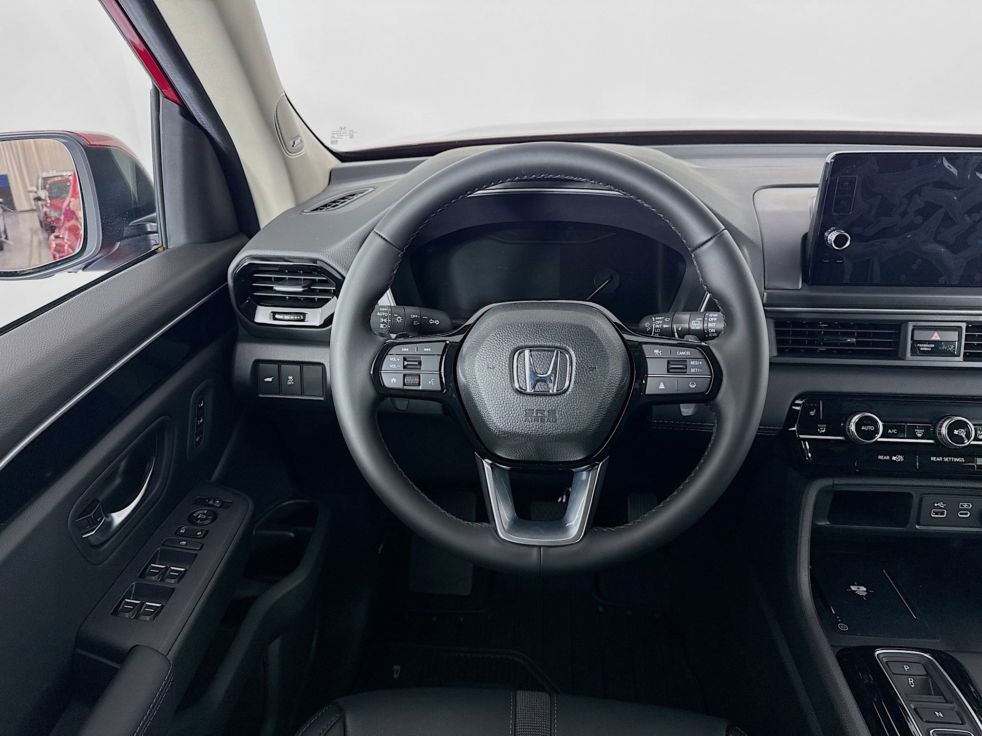 New 2025 Honda Pilot Touring image 24