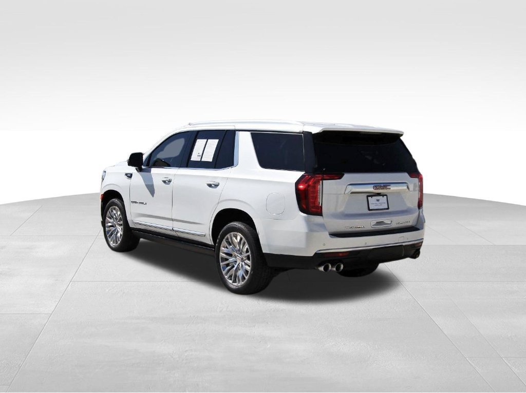 Used 2024 GMC Yukon Denali AWD/4WD image 3