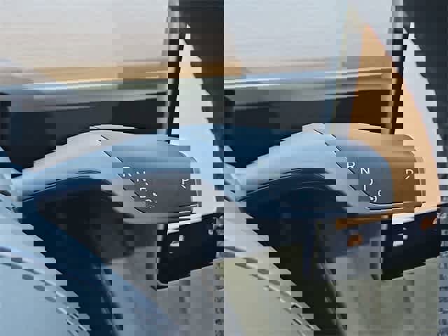 Used 2022 Tesla Model Y Long Range image 30