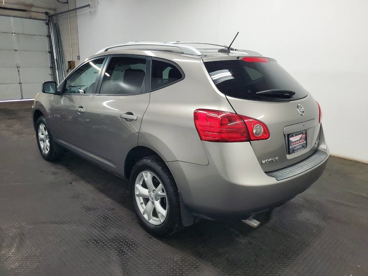 Used 2008 Nissan Rogue SL w/ Premium Pkg image 5
