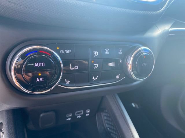 Used 2022 Chevrolet TrailBlazer LT w/ Convenience Package FWD image 27
