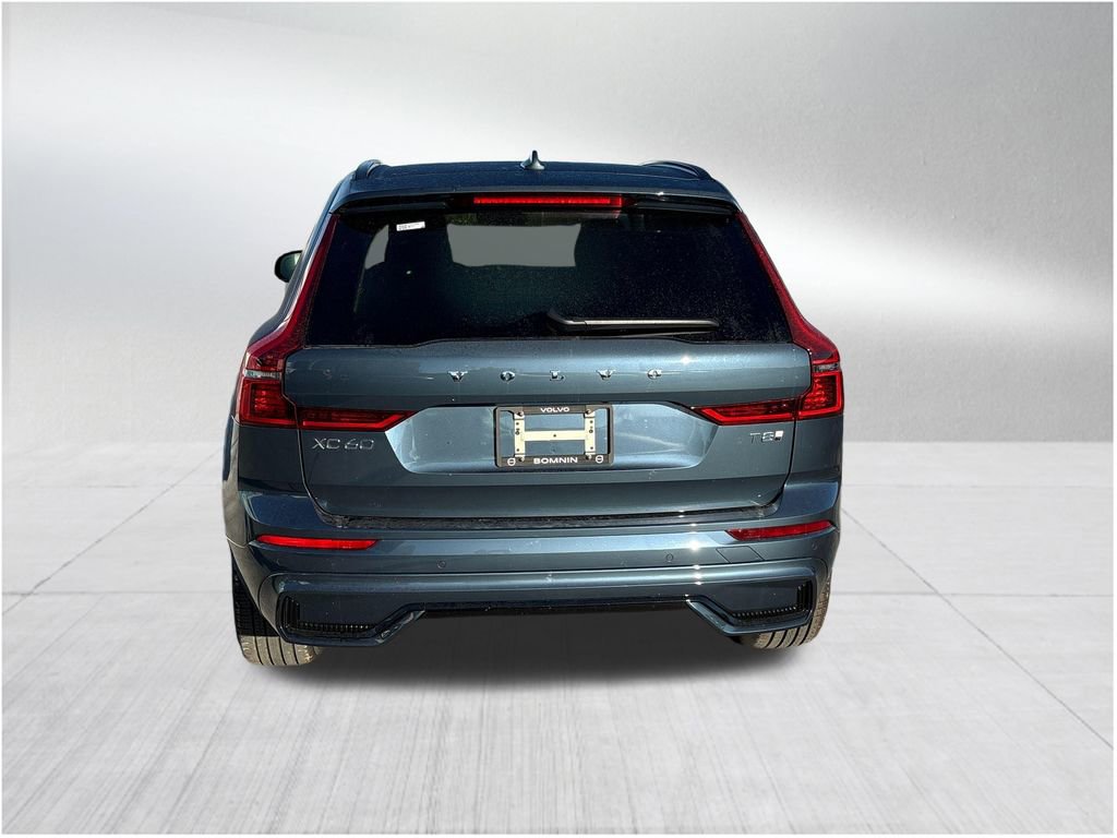 New 2026 Volvo XC60 T8 Core image 6