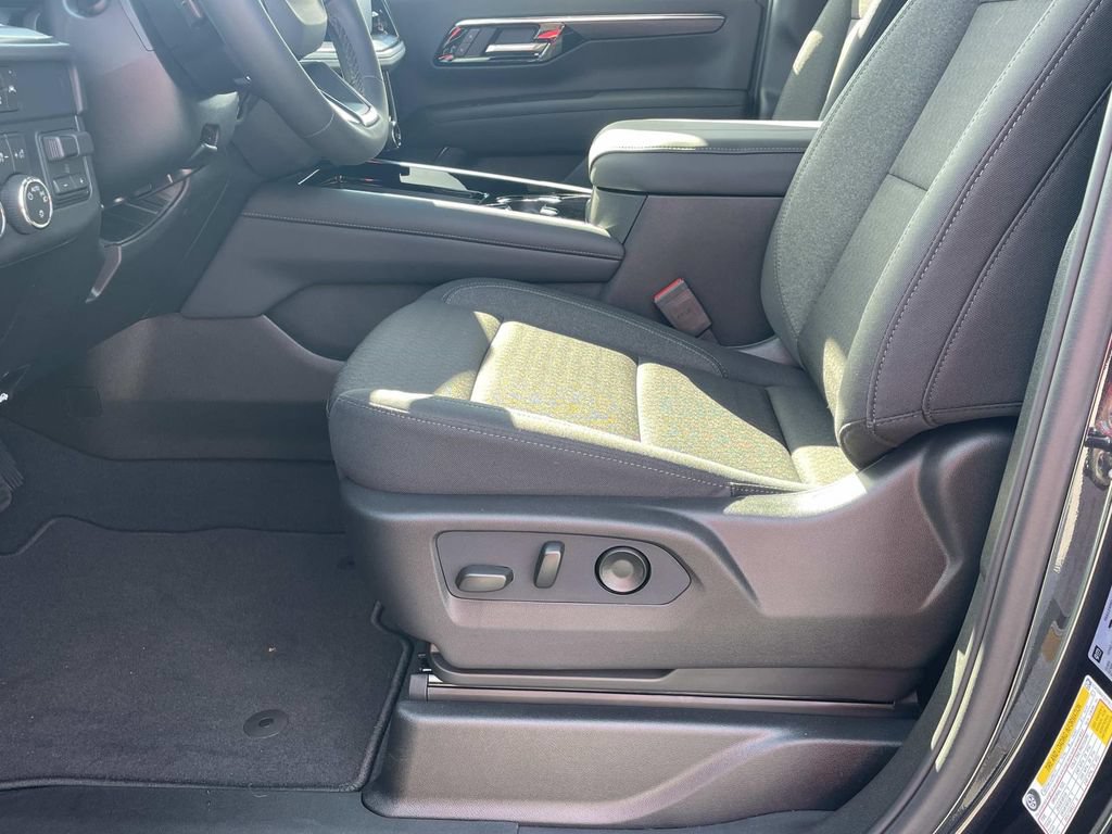 New 2026 Chevrolet Tahoe LS w/ Max Trailering Package AWD/4WD image 17