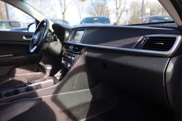 Used 2019 Kia Optima S w/ S Panoramic Sunroof Package image 37