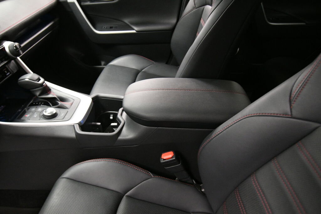 Used 2022 Toyota RAV4 XSE image 26