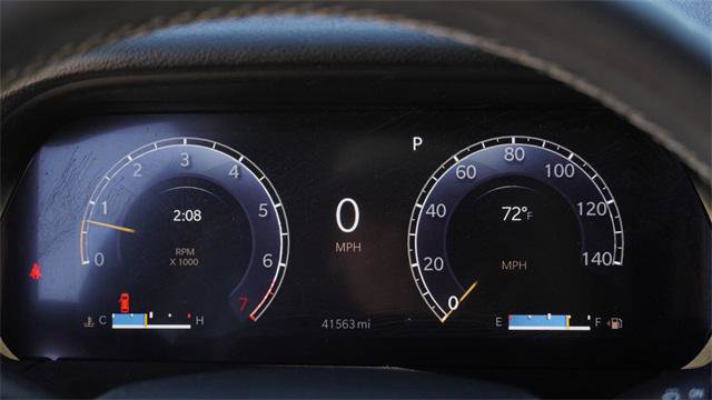 Certified 2023 Jeep Grand Cherokee Laredo w/ Luxury Tech Group I image 30