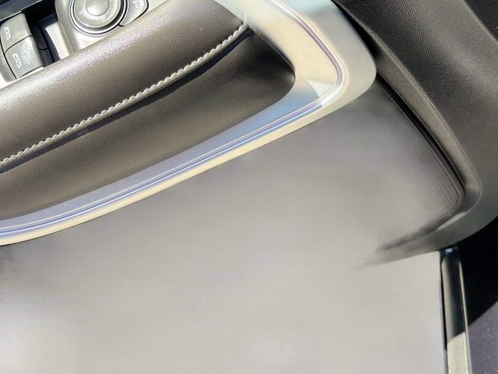 Used 2020 Chevrolet Camaro SS image 18