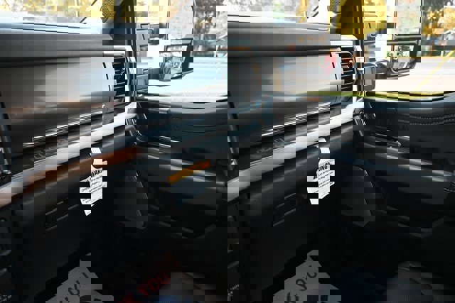 Used 2024 Ford F350 Lariat w/ Chrome Package image 29