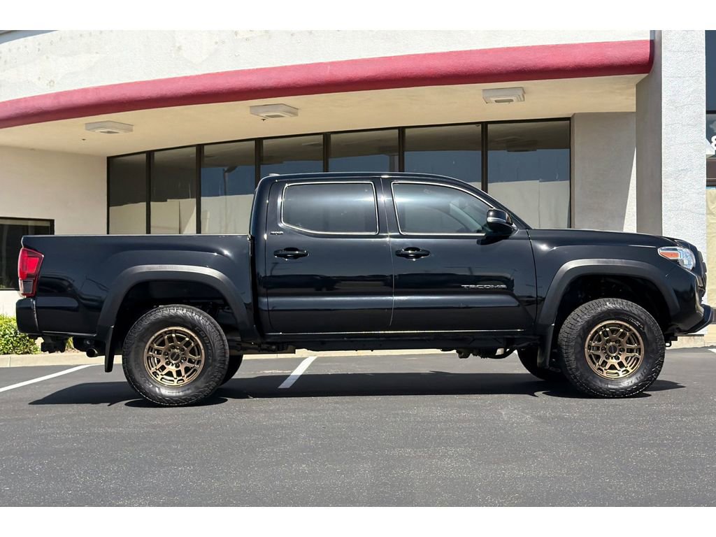 Used 2023 Toyota Tacoma 4x4 Double Cab w/ Trail Edition image 3
