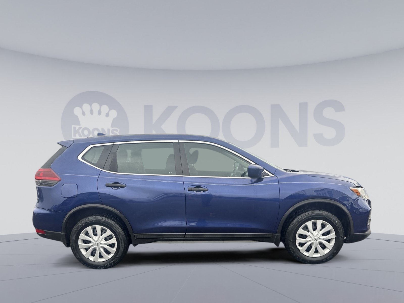 Used 2018 Nissan Rogue S AWD/4WD image 12